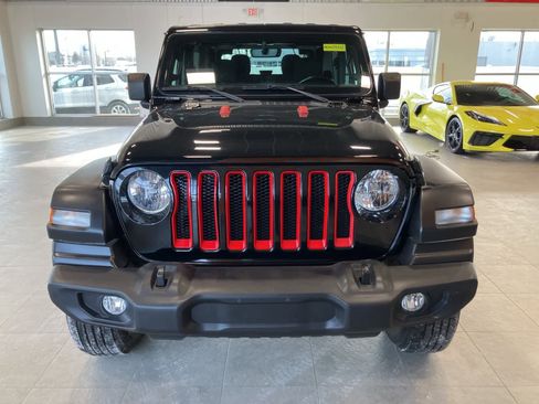 Used 2022 Jeep Wrangler Sport S image 2
