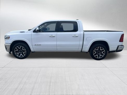 Used 2025 RAM 1500 Laramie AWD/4WD image 4