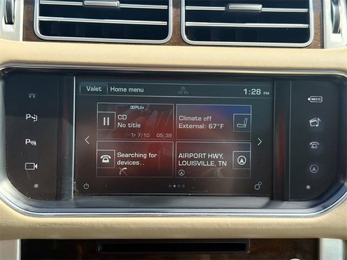 Used 2016 Land Rover Range Rover HSE image 15