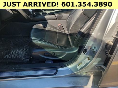 Used 2022 Nissan Maxima SV w/ Floor Mat Group image 10