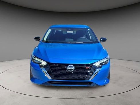 Certified 2025 Nissan Sentra SR FWD image 16