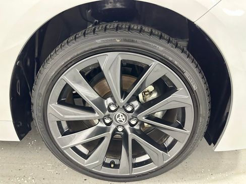 Used 2025 Toyota Corolla SE image 60