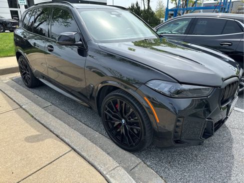 Used 2025 BMW X5 M60i image 2