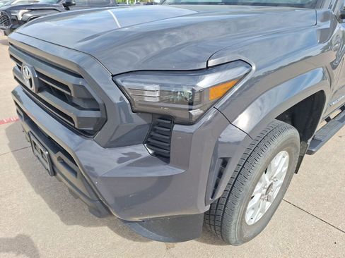 Used 2024 Toyota Tacoma SR5 image 10
