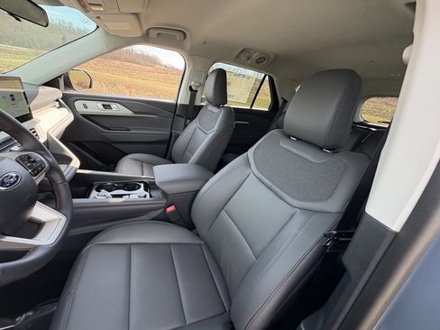 New 2026 Ford Explorer Active w/ Active Comfort Package image 35