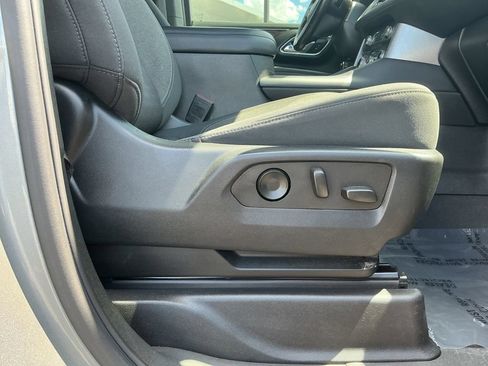 Used 2021 GMC Yukon SLE AWD/4WD image 21
