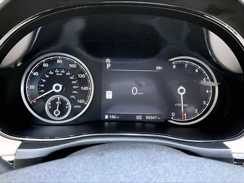 Used 2022 Genesis GV70 2.5T w/ Select Package AWD/4WD image 24