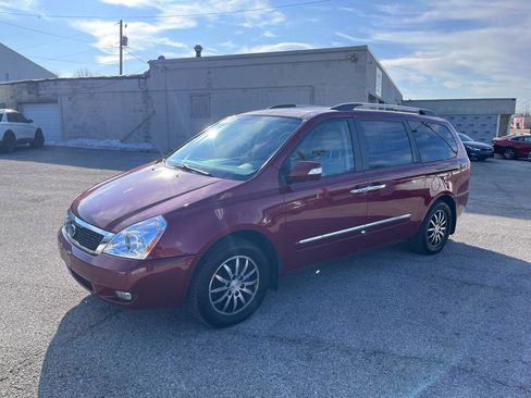 Used 2012 Kia Sedona EX image 7