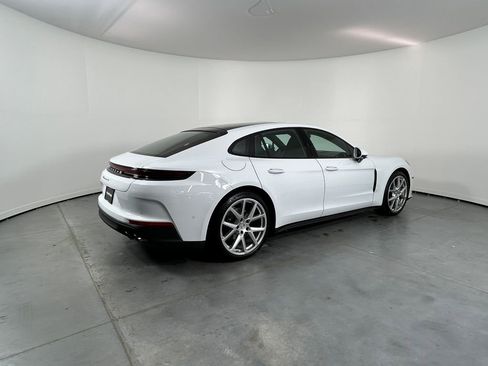 Certified 2024 Porsche Panamera 4 AWD/4WD image 7