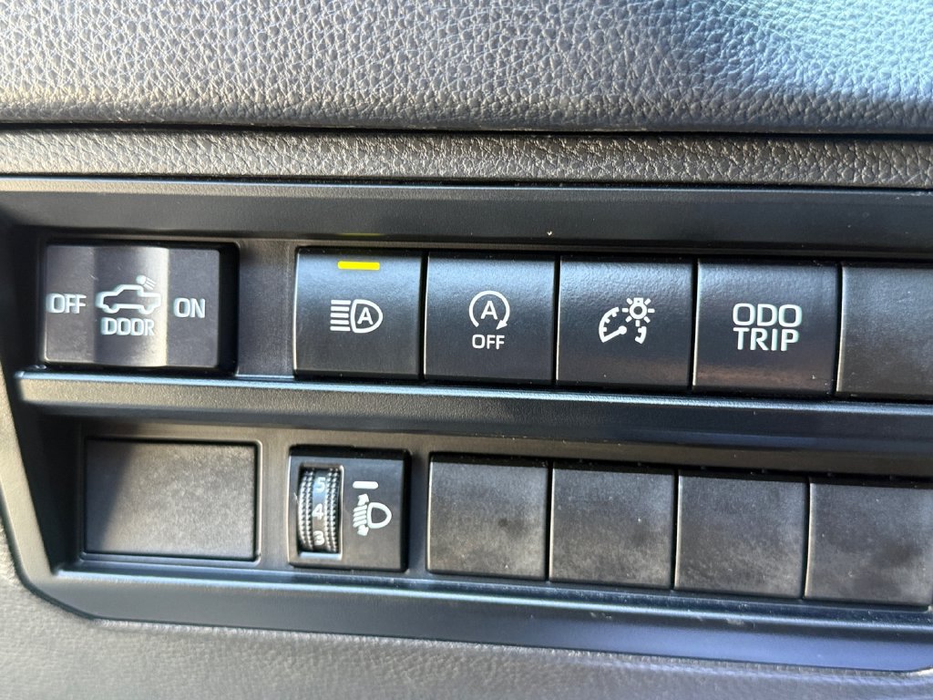 Used 2024 Toyota Tundra SR AWD/4WD image 29