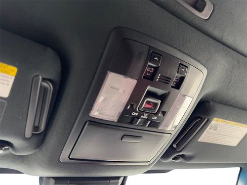 Used 2022 Lexus GX 460 Premium image 75