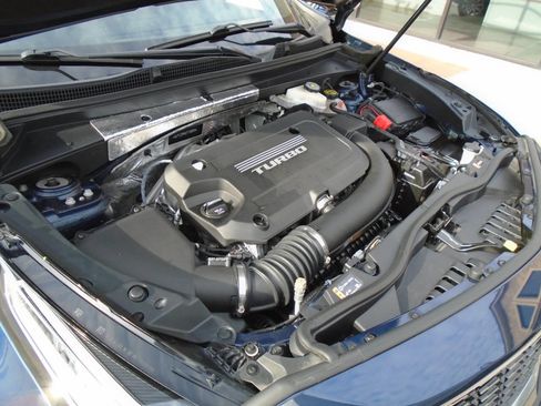 Used 2019 Cadillac XT4 Premium Luxury image 19