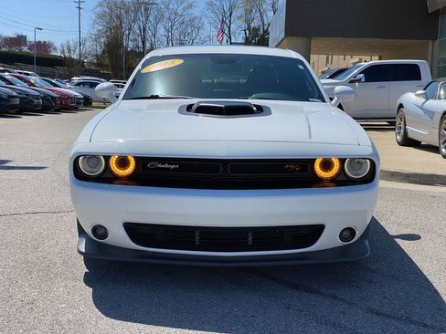 Used 2018 Dodge Challenger R/T Scat Pack image 2