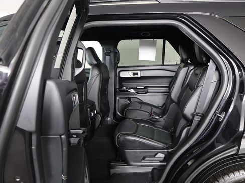 Used 2022 Ford Explorer ST w/ Equipment Group 401A image 32