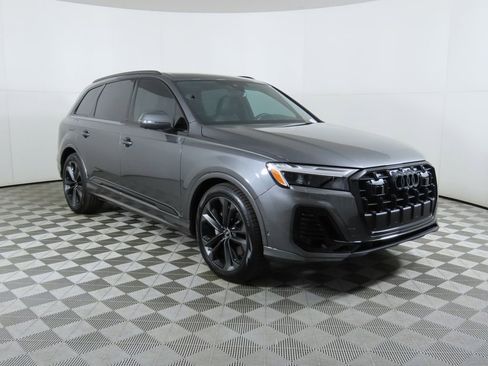 Used 2025 Audi Q7 3.0T Premium Plus w/ Premium Plus Package image 4