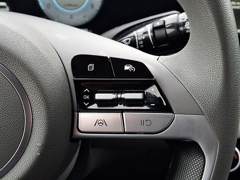 Certified 2024 Hyundai Elantra SEL image 22