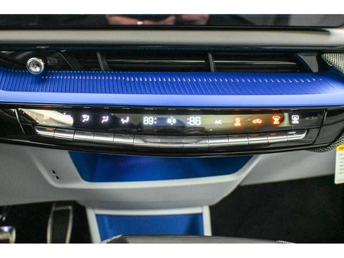 New 2026 Cadillac Optiq Sport 1 image 27