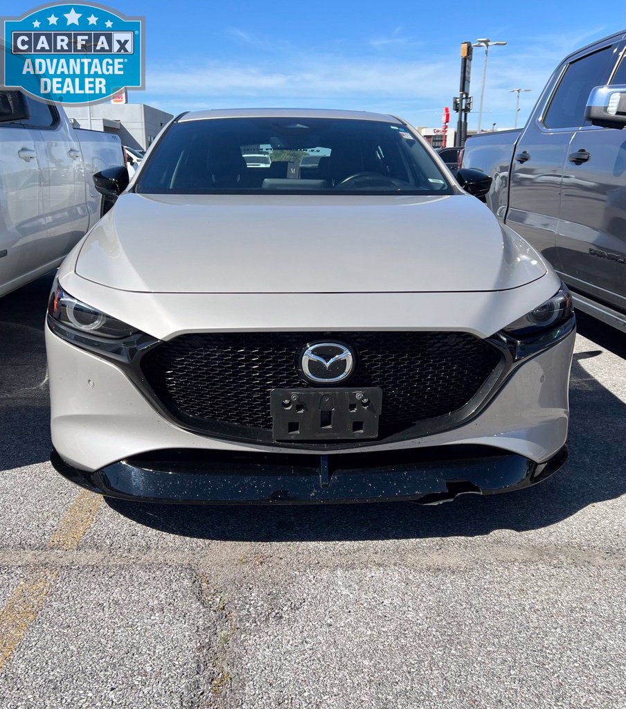 Used 2024 MAZDA MAZDA3 Hatchback w/Premium Plus Pkg AWD/4WD image 2