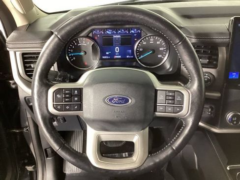 Used 2022 Ford Expedition XLT AWD/4WD image 22