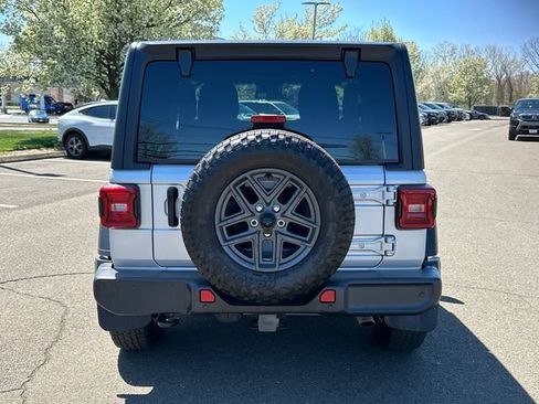 Used 2024 Jeep Wrangler Sport AWD/4WD image 3