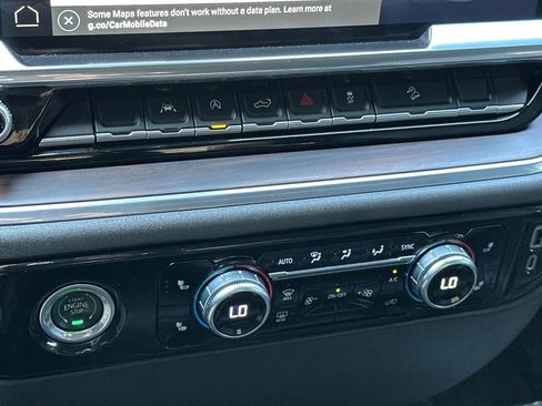 Used 2022 GMC Sierra 1500 SLT w/ X31 Off-Road Package image 30