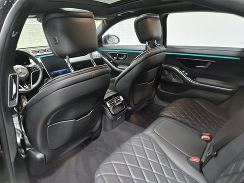 Used 2022 Mercedes-Benz S 580 4MATIC Sedan image 33