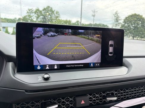 Used 2024 Honda Accord EX-L image 11