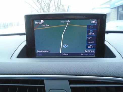 Used 2016 Audi Q3 2.0T Prestige image 13