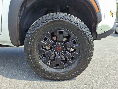 Used 2022 Nissan Frontier PRO-4X w/ Off-Road Protection Package image 10