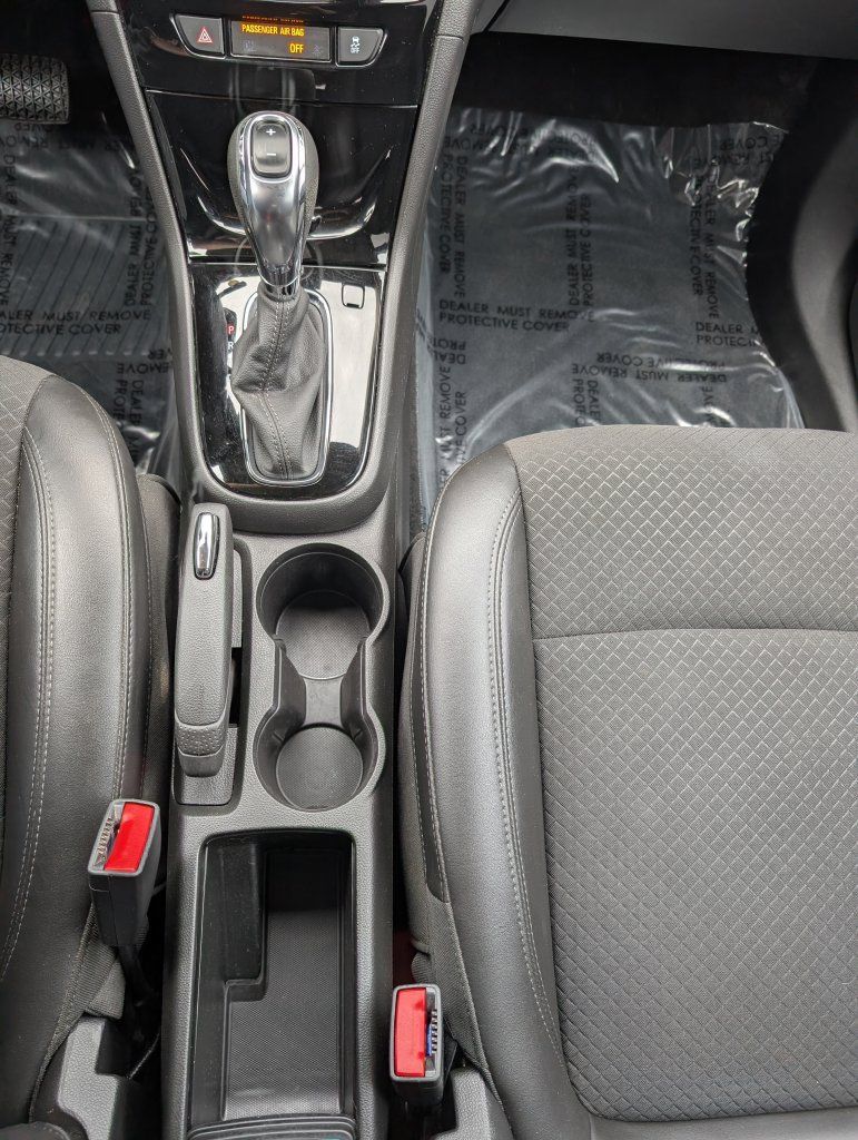 Used 2022 Buick Encore Preferred w/ Safety Package AWD/4WD image 25