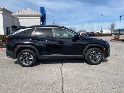 Certified 2025 Hyundai Tucson SEL AWD/4WD image 8