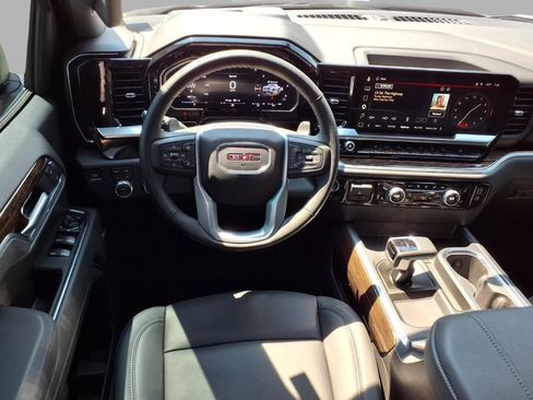 Used 2026 GMC Sierra 1500 Elevation w/ Elevation Premium Package AWD/4WD image 4