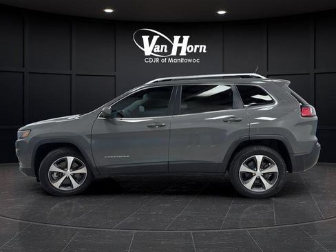 Used 2021 Jeep Cherokee Limited w/ Elite Package AWD/4WD image 6