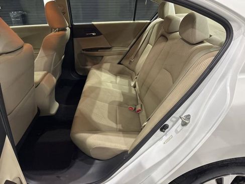 Used 2014 Honda Accord LX image 24