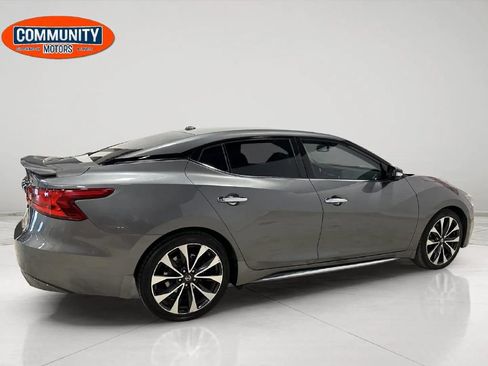 Used 2017 Nissan Maxima SR FWD image 7