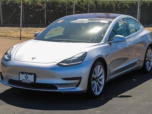 Used 2018 Tesla Model 3 Long Range image 27
