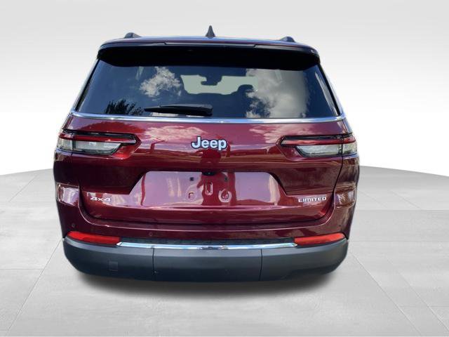 Used 2025 Jeep Grand Cherokee L Limited w/ Trailer Tow Package AWD/4WD image 6