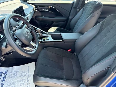 Certified 2025 Acura ADX A-Spec image 16