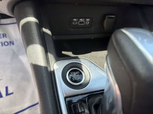 Used 2022 Nissan Sentra SV w/ Trunk Package FWD image 17