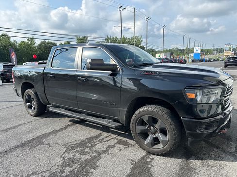 Used 2019 RAM 1500 Big Horn AWD/4WD image 2