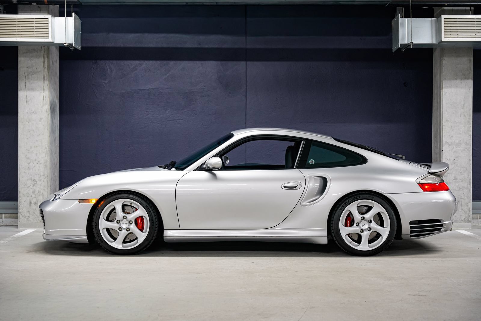 Used 2003 Porsche 911 Turbo AWD/4WD image 7