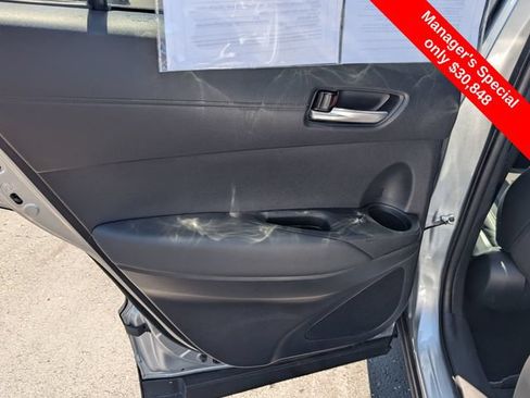 Used 2025 Toyota Corolla Cross XLE AWD/4WD image 10