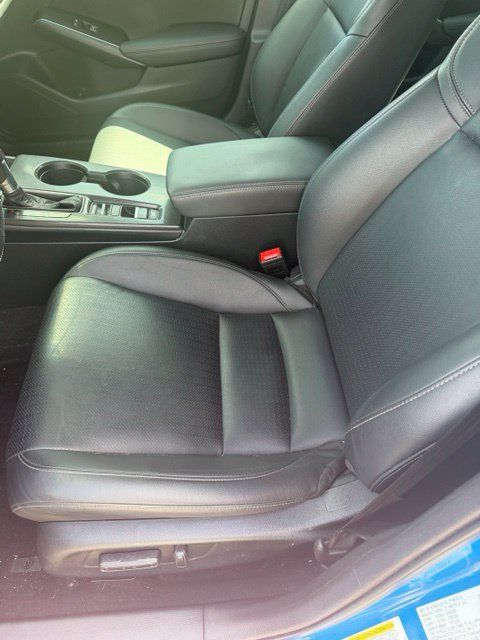 Used 2025 Honda Civic Sport Touring image 9