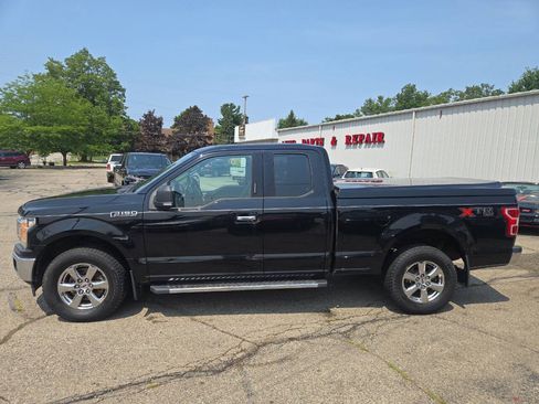 Used 2018 Ford F150 XLT w/ Equipment Group 302A Luxury AWD/4WD image 6