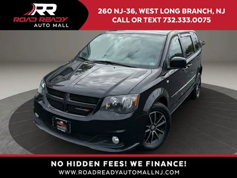 Used 2014 Dodge Grand Caravan SXT image 1