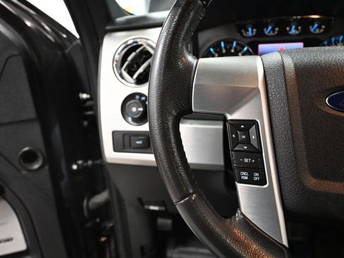 Used 2013 Ford F150 Platinum image 29