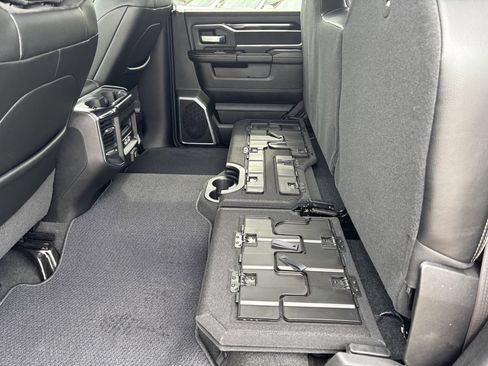 Used 2022 RAM 2500 Laramie w/ Night Edition AWD/4WD image 28