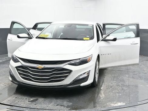 Used 2025 Chevrolet Malibu LT image 52