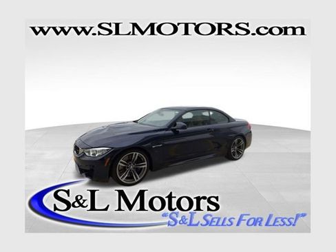 Used 2017 BMW M4 Convertible image 1