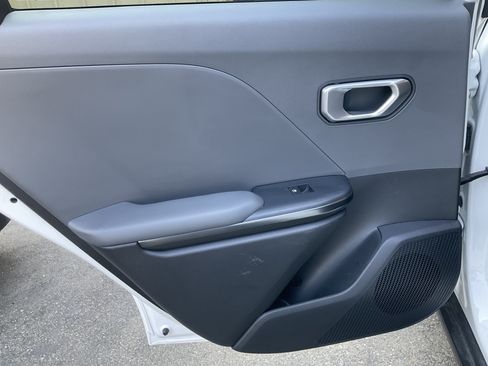 Used 2025 Kia K4 FWD image 31